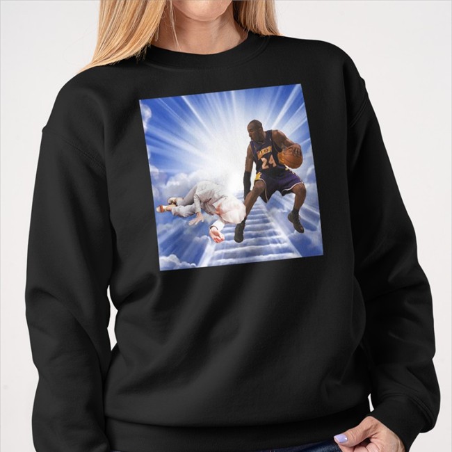 LakeShowYo Queen Elizabeth The Queen When She Runs Into Kobe T Shirt