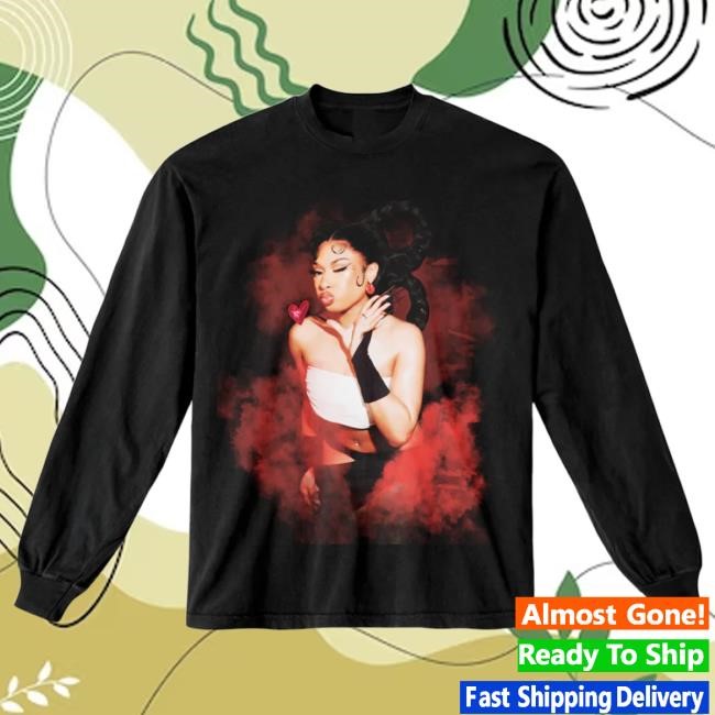 Kisses L/S Tee Megan Thee Stallion