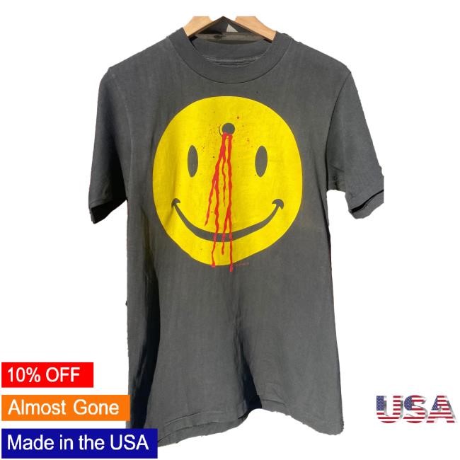 Wild Oats Shot Smiley Face New Tee