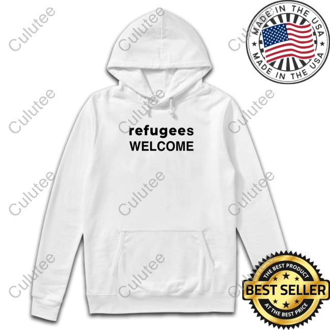 Refugees Welcome Tee
